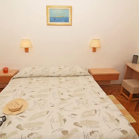 Vicina Summer Apartman *