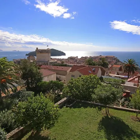 Apartment Vicina Summer