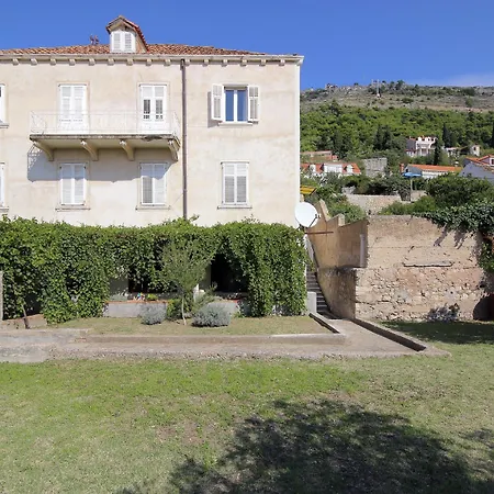 Apartment Vicina Summer *